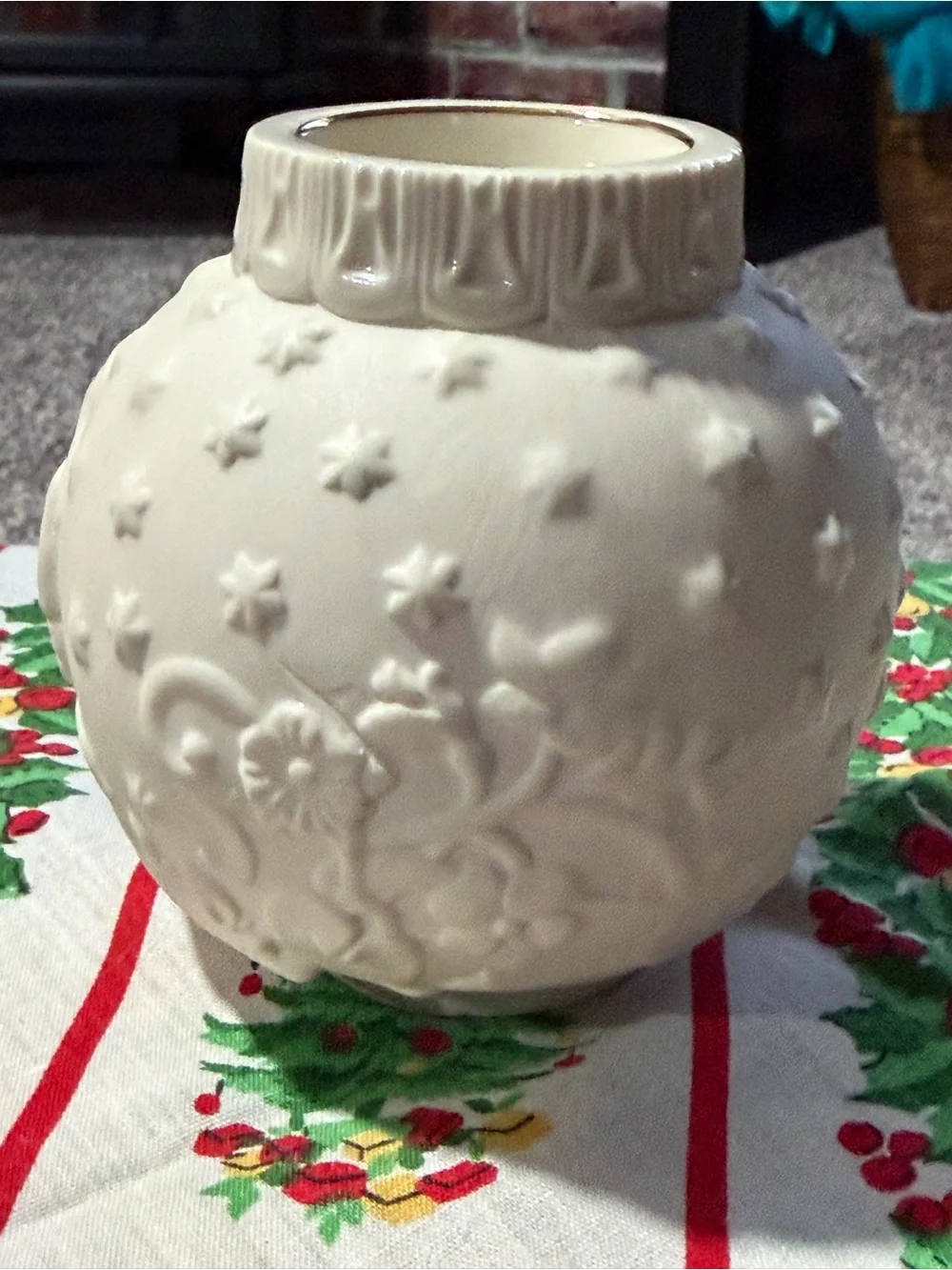Lenox Classic White Ceramic Nativity Votive – Holiday Home Accent